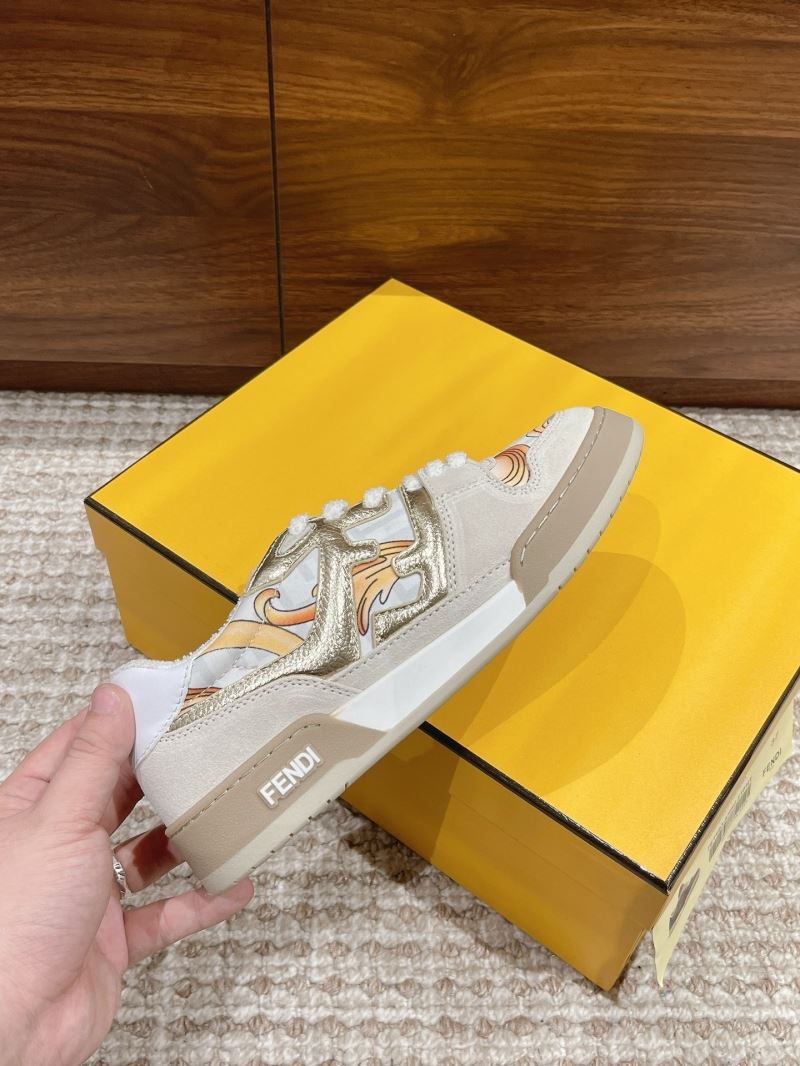 Fendi Low Shoes